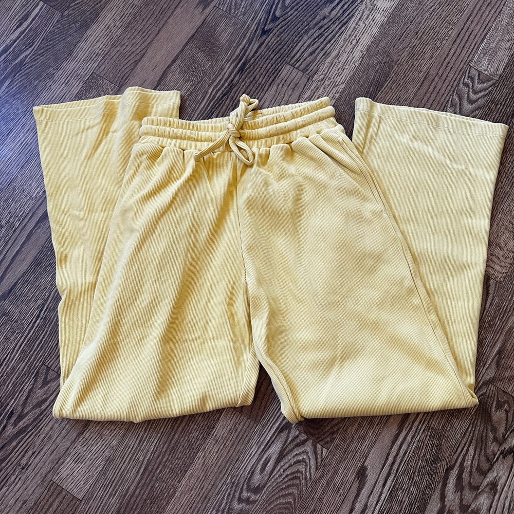 Daily Drills resort wear lemonade lounge pants - Picture 4 of 5